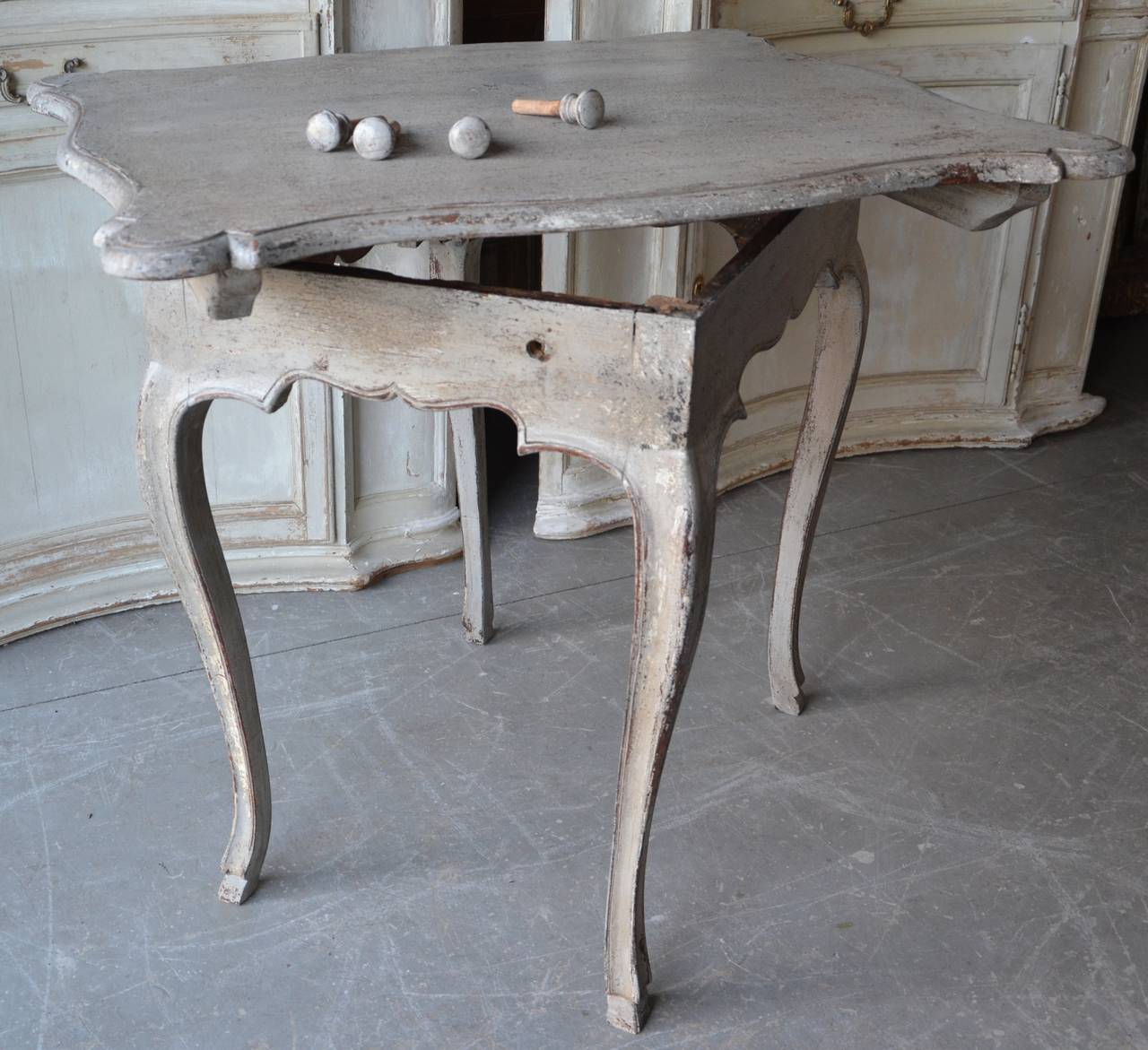 Painted Eary 18th century Rococo Side Table