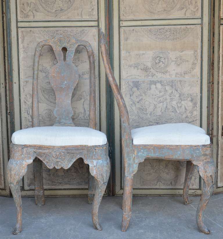 Pair Of 18th Century Swedish Rococo Chairs In Excellent Condition In Charleston, SC