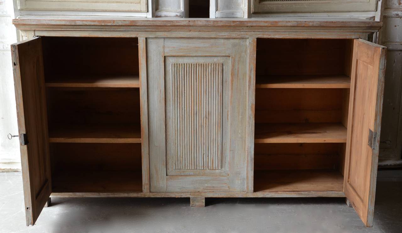An elegant Gustavian period 3 door sideboard with beautifully carved and paneled door fronts.
Upsala, Sweden circa 1810