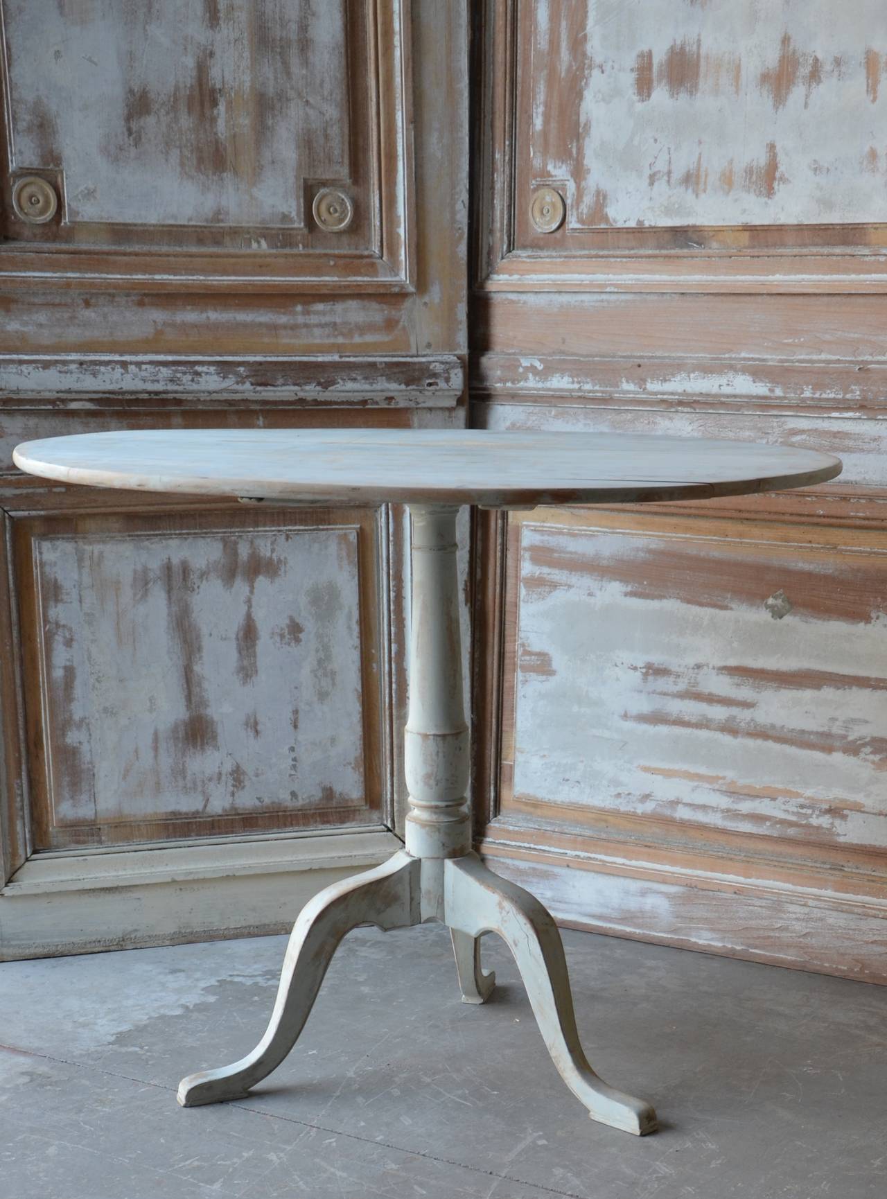 Hand-Crafted 19th Century Large Swedish Pedestal Table