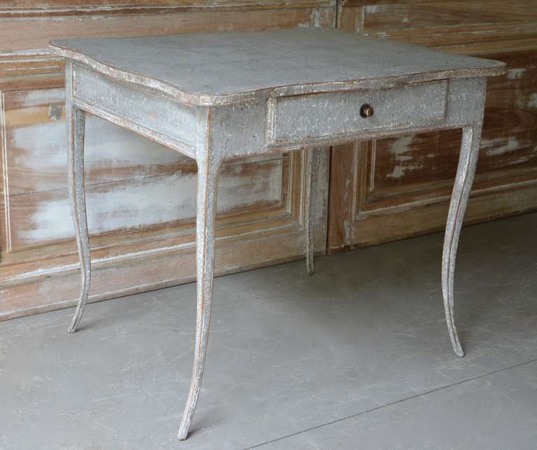 19th Century French Louis XV Style Side Table In Good Condition In Charleston, SC