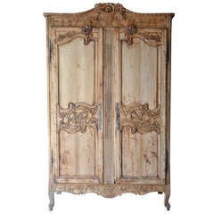 armoire de mariage normande du 18e siècle. France.