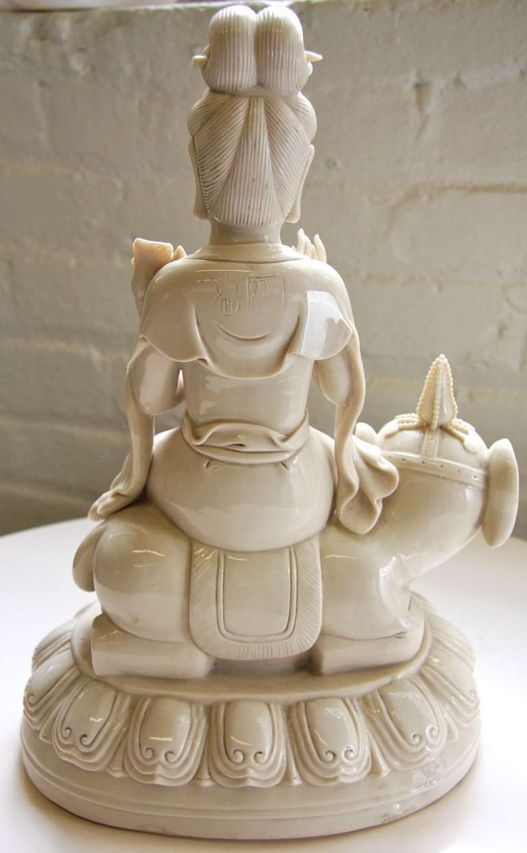 Blanc de Chine Porcelain Kwan Yin Seated on Elephant In Excellent Condition For Sale In New York, NY