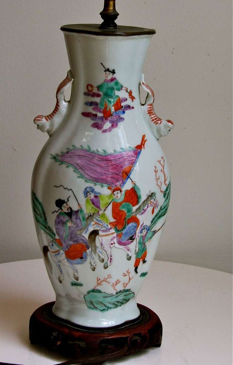 Antique Hand Painted Chinese Oriental Porcelain Ceramic Vase Lamp