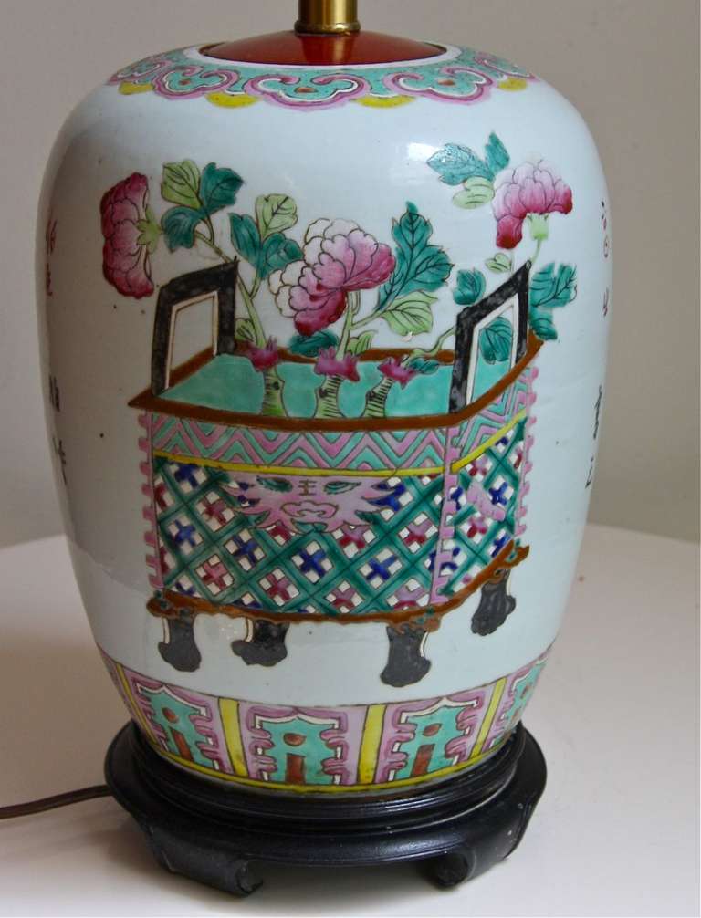 Antique Chinese Oriental Hand Painted Porcelain Ceramic Lamp