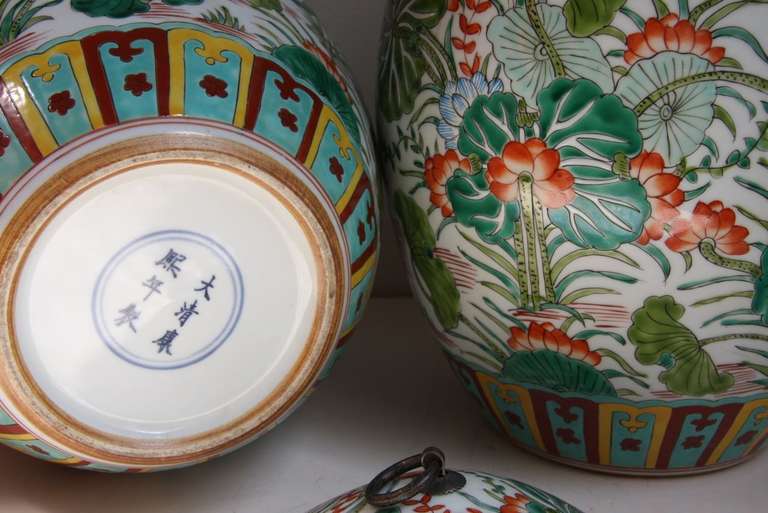 Pair Famille Verte Chinese Porcelain Ceramic 12 inch jars or lamp bases For Sale 2