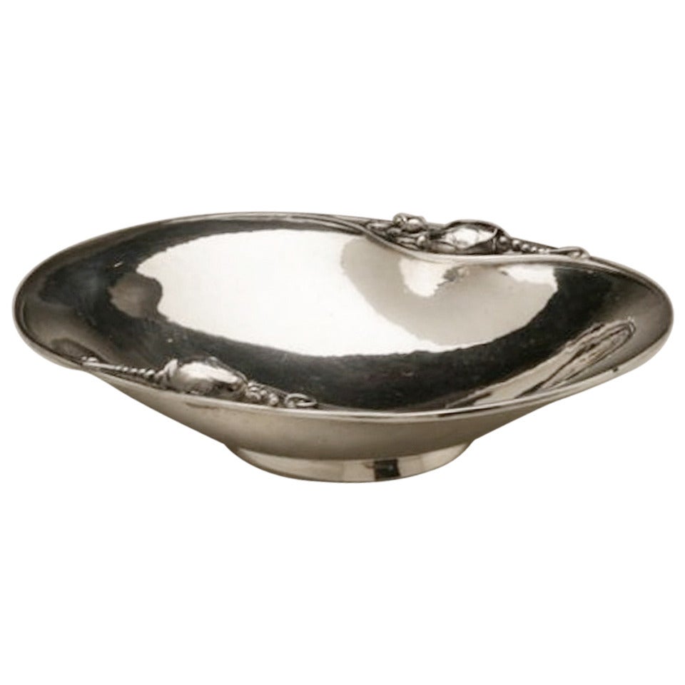 Georg Jensen Sterling Silver Blossom Oval Dish No. 2A For Sale