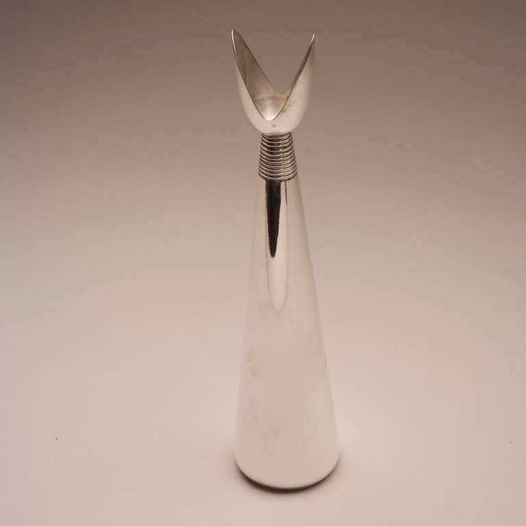 Modern sterling silver bud vase with rimmed neck and 'tulip' opening.