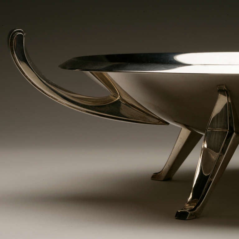 Tiffany & Co. Large Mid-Century Centerpiece Bowl In Excellent Condition In San Francisco, CA