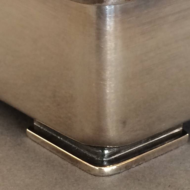 Scatola portaoggetti con piede di Georg Jensen by Gundorph Albertus in vendita 1