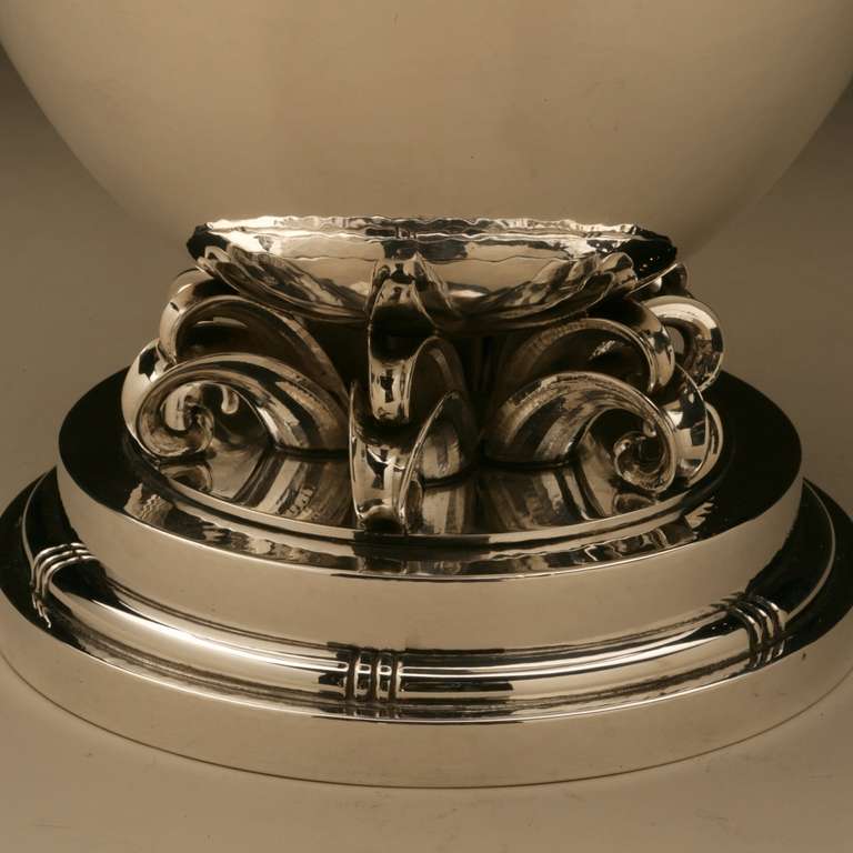 Evald Nielsen Tall Art Deco Centerpiece Bowl In Excellent Condition In San Francisco, CA