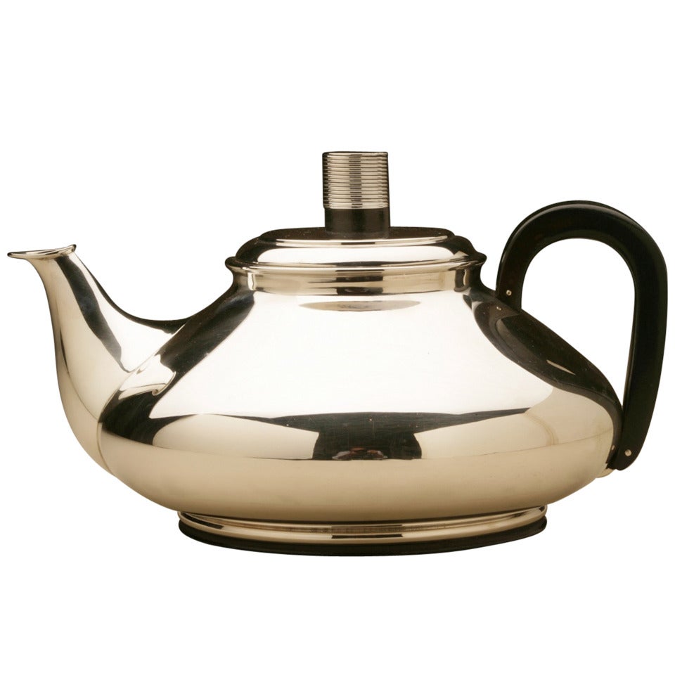 Frantz Hingelberg Modernist Teapot Designed by Svend Weihrauch