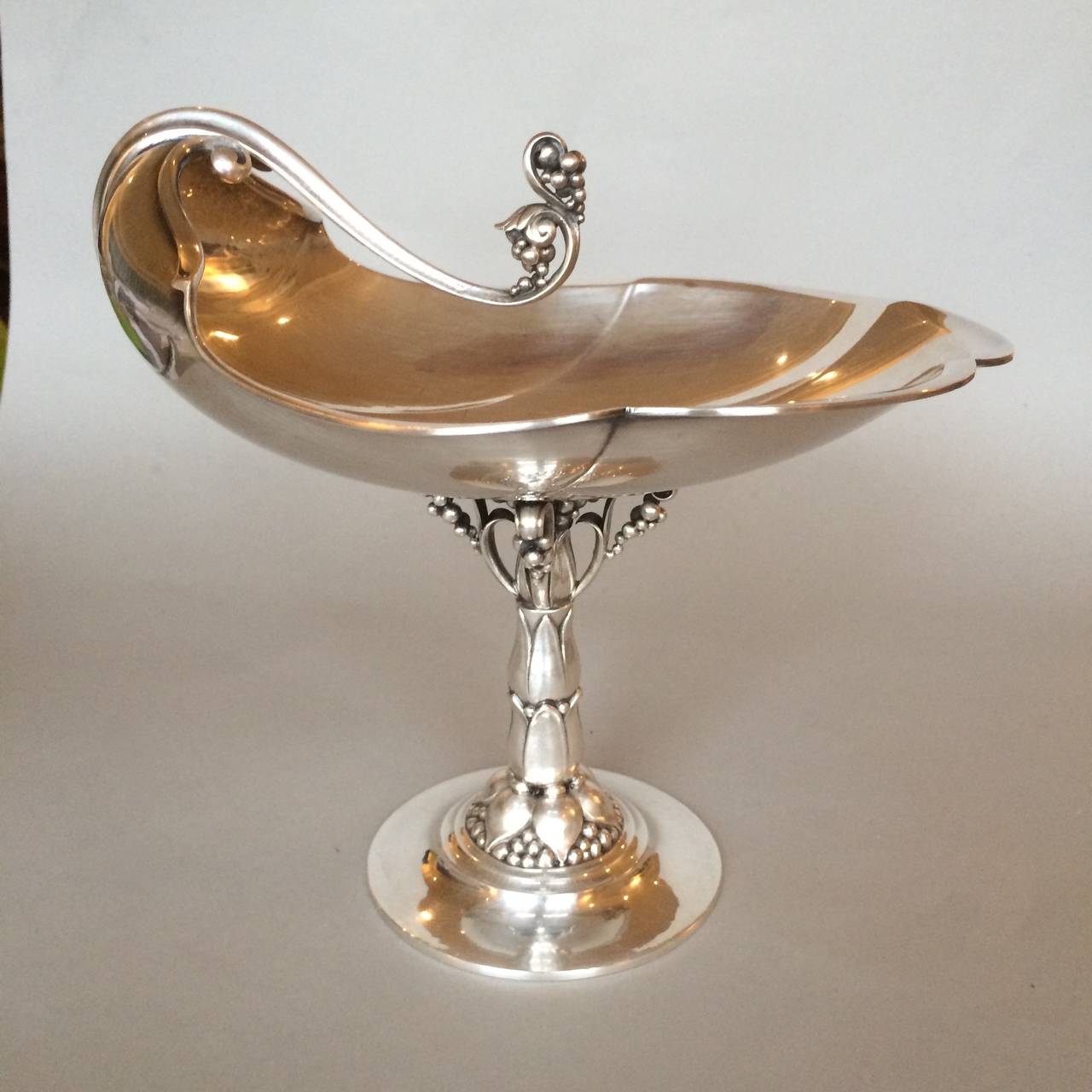 Georg Jensen Large Compote No. 285B In Excellent Condition In San Francisco, CA