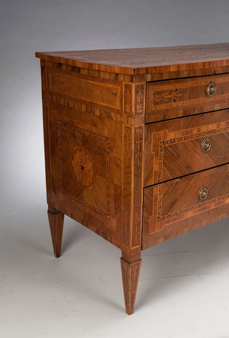 Roman, 18th c. Inlaid Neoclassical Commode In Good Condition In Kensington, MD