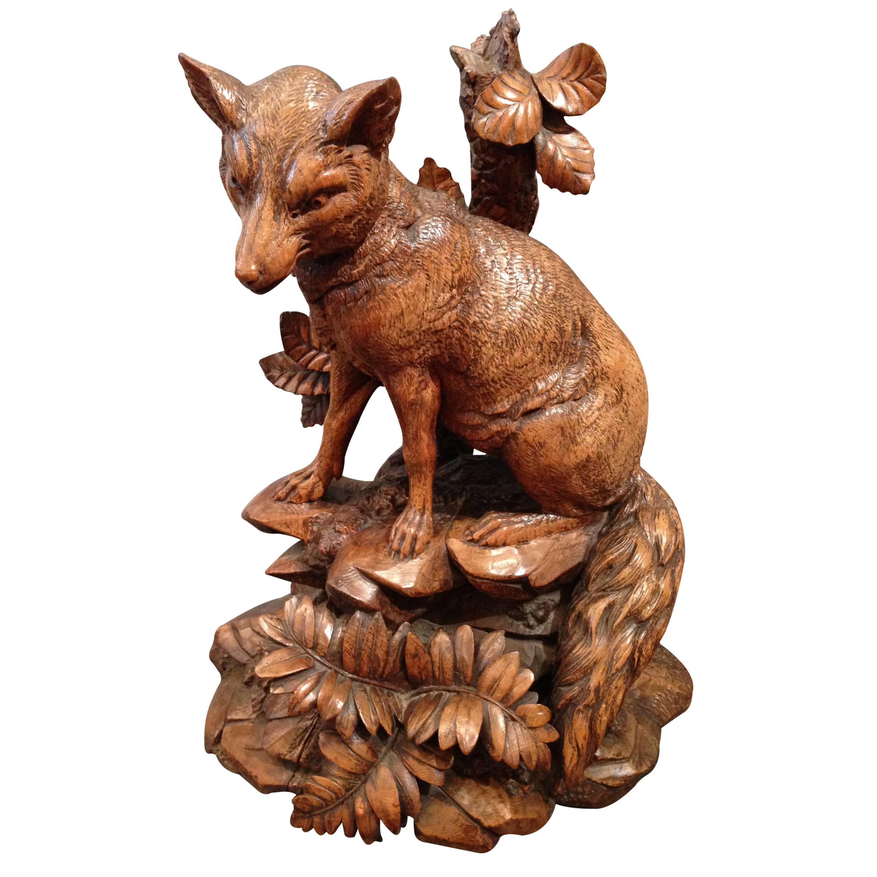 Late 19th Century Swiss Black Forest Fox Carving