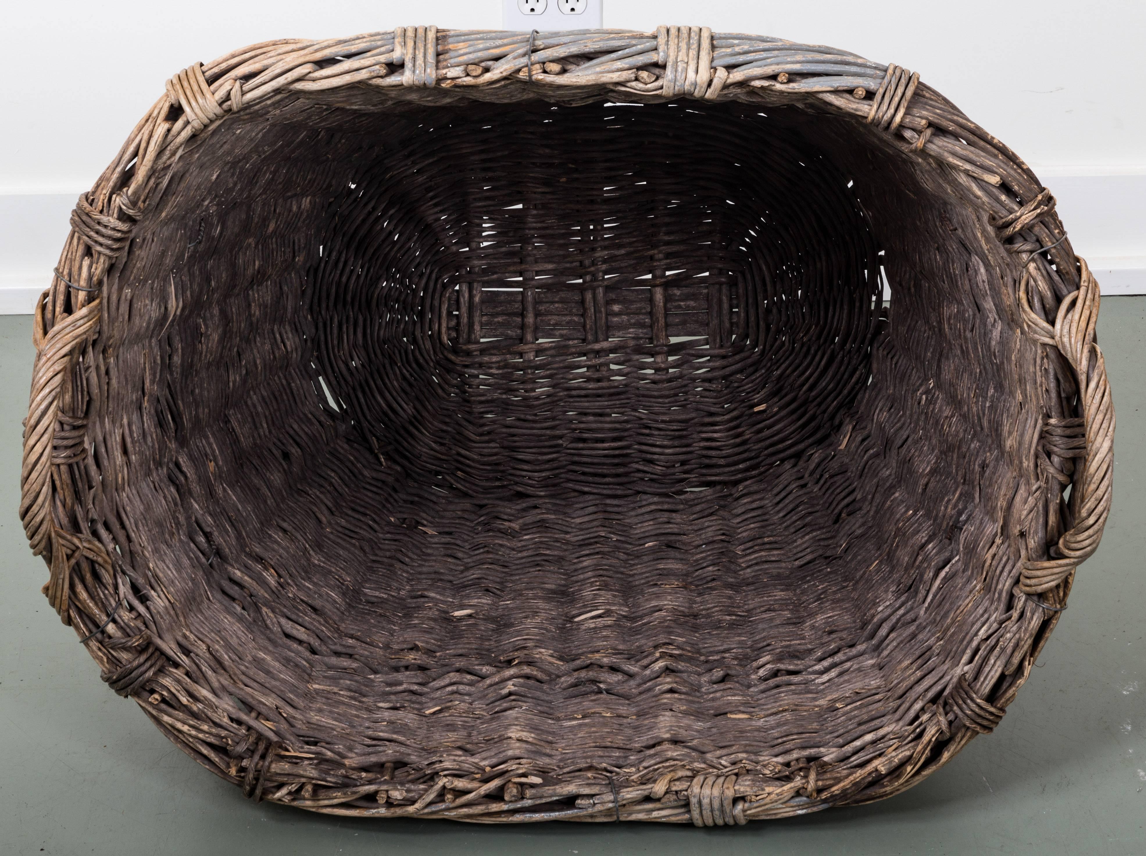 Early 20th Century French Wicker Champagne Harvest Basket 2
