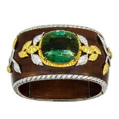 Laura Munder 76.21 Carat Green Tourmaline Wood Diamond Two-Color Gold Bracelet