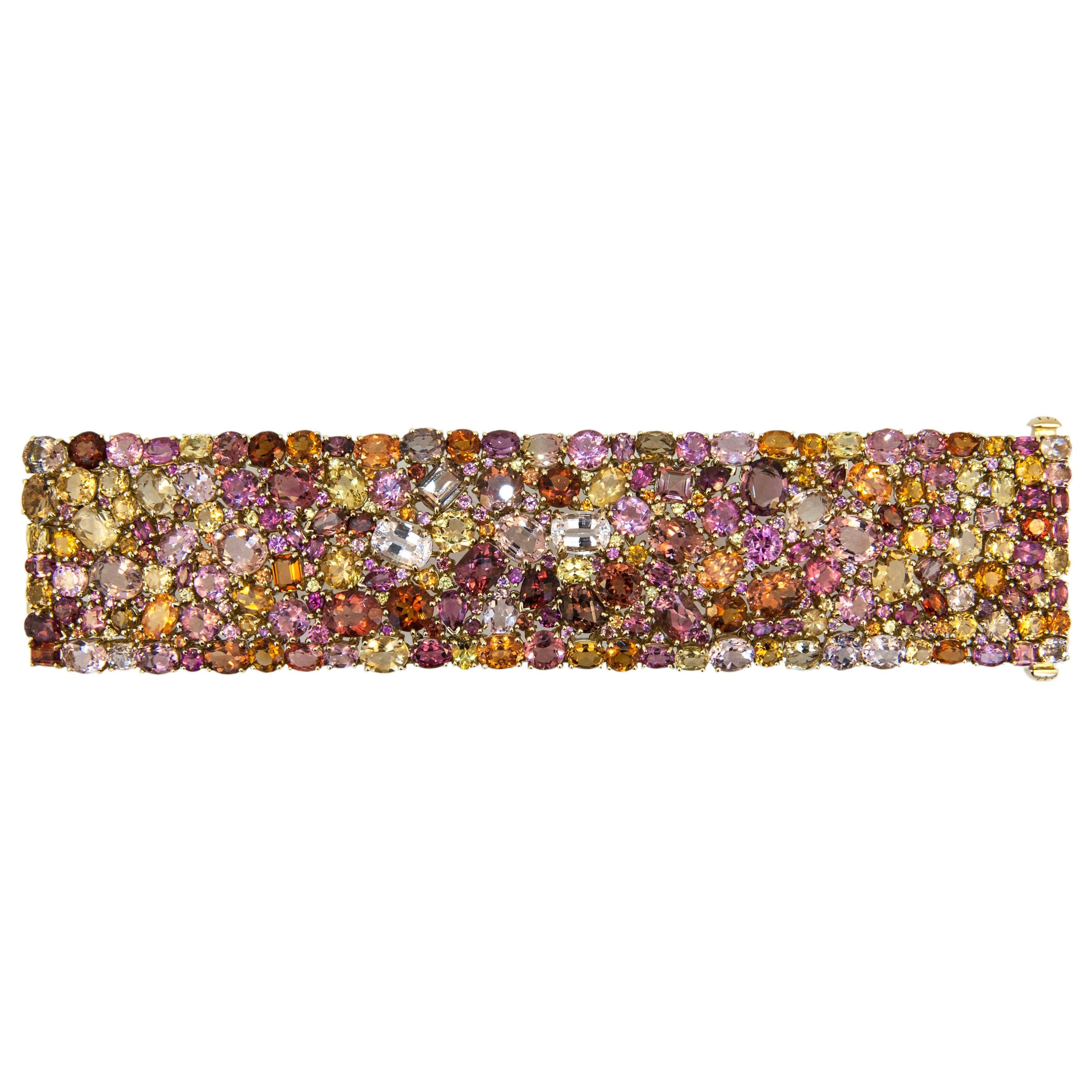  Laura Munder 176.62 carat Multicolored Faceted Gemstone Gold Bracelet