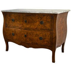 An 18th Century Northern Italian Commode 12