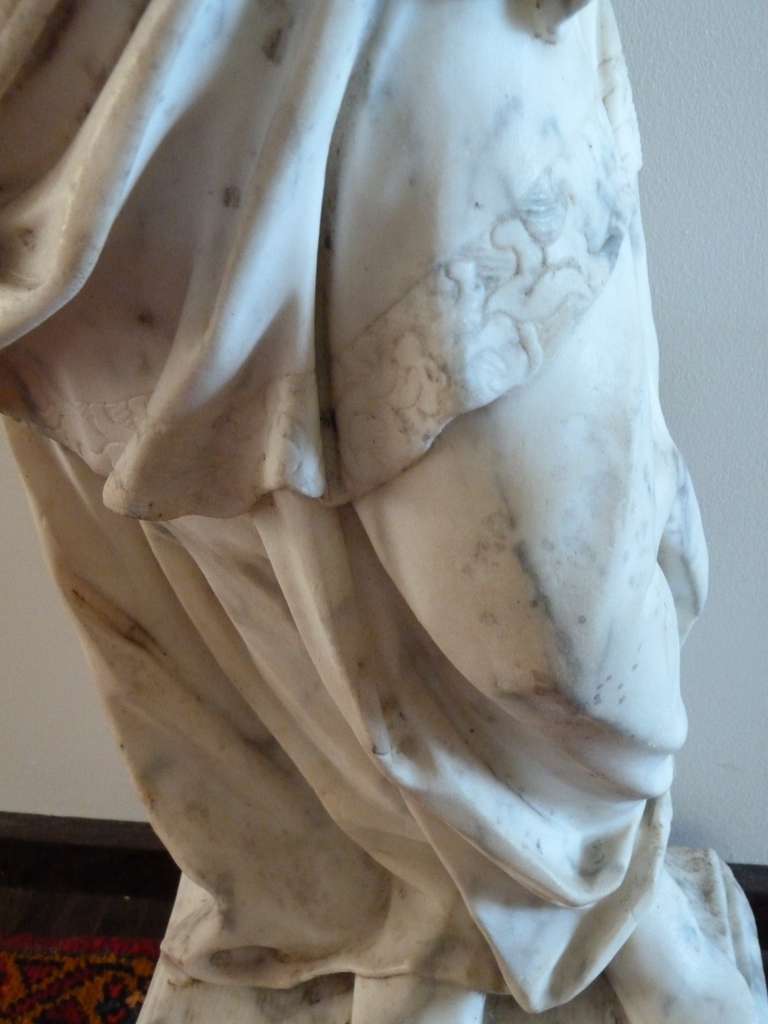 Marmorskulptur eines Heiligen, spätes 17. Jahrhundert im Angebot 4