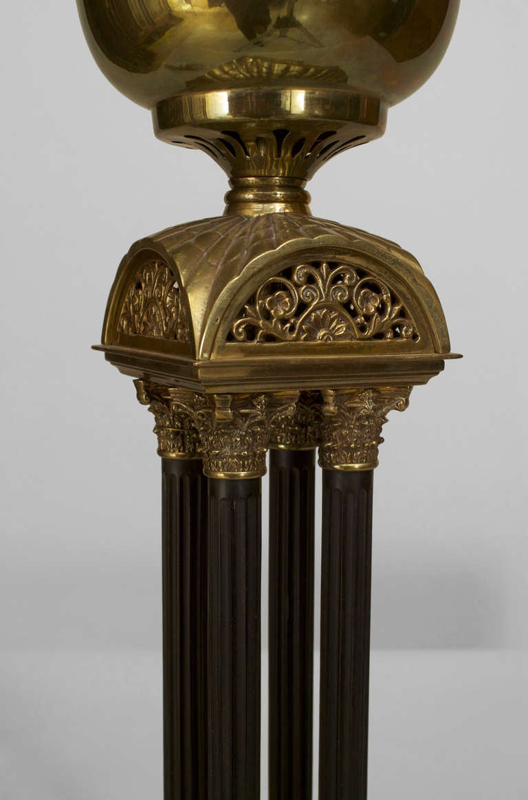 British English Victorian Brass Column Table Lamp For Sale
