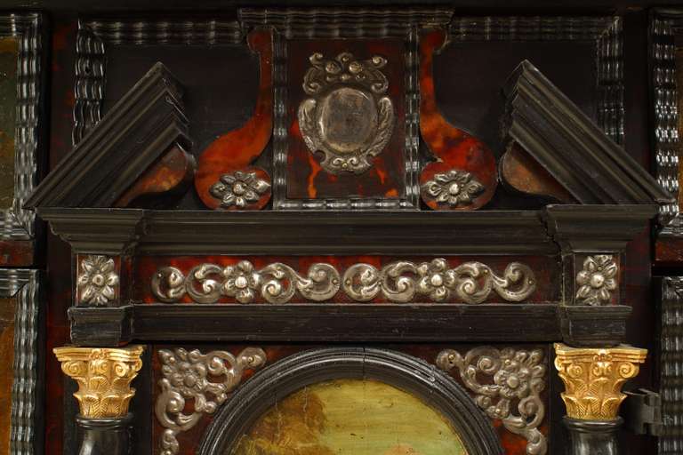 Fein bemalt Ende 17. Jh. Flämischer Barockschrank 3