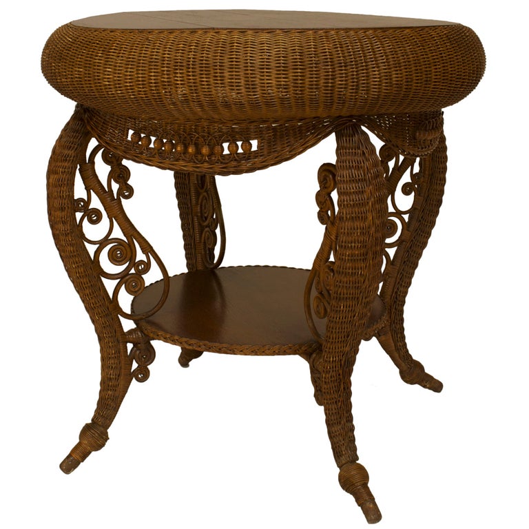 Small 19th c. American HeywoodWakefield Oak and Wicker Table For Sale