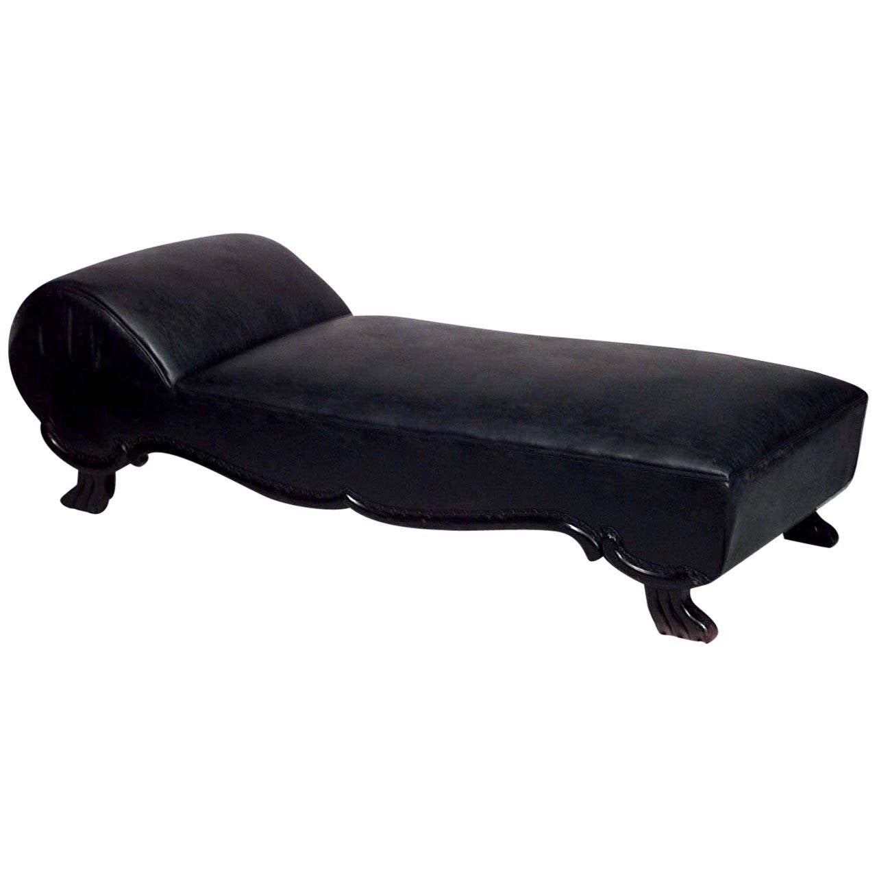 Turn of the Century American Leather Psychiatrist's Couch For Sale at