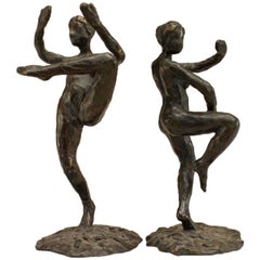 Pareja de figuras femeninas de bronce LaRoche