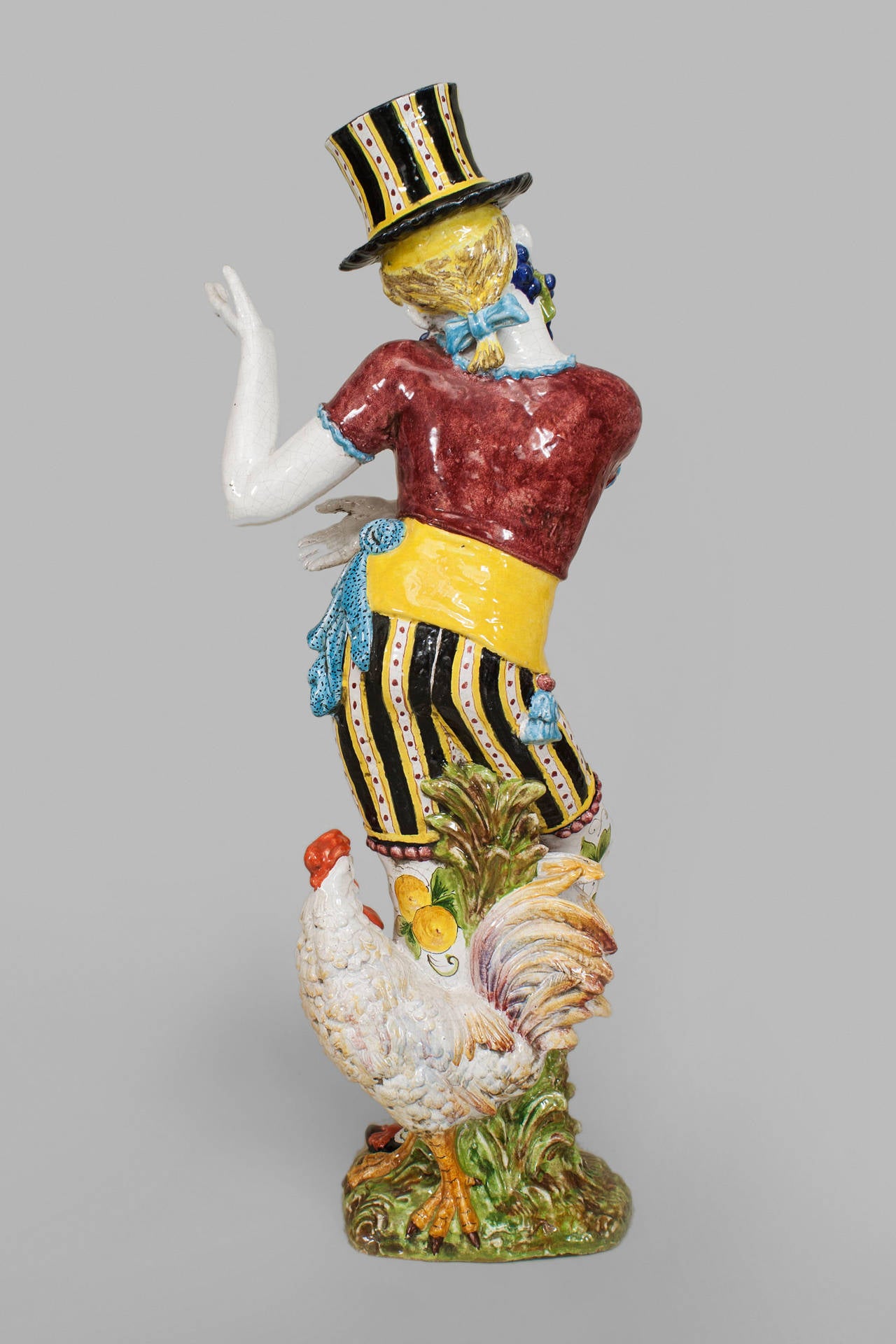 XIXe siècle Paire d'arlequins en majolique italienne du début du siècle en vente