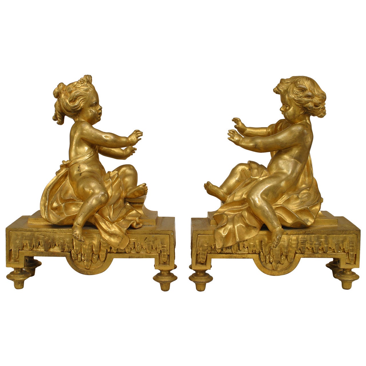 Paire de chenets Cupidon en bronze doré français