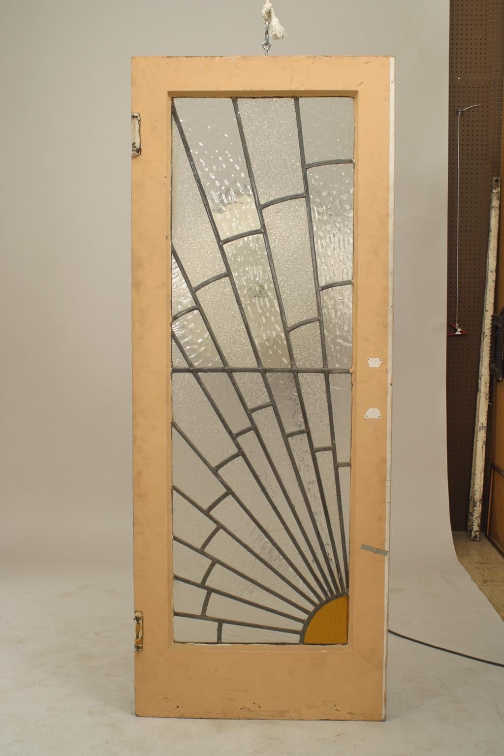 Par de puertas francesas Art Decó de cristal emplomado Sunburst en Bueno Estado en Queens, NY