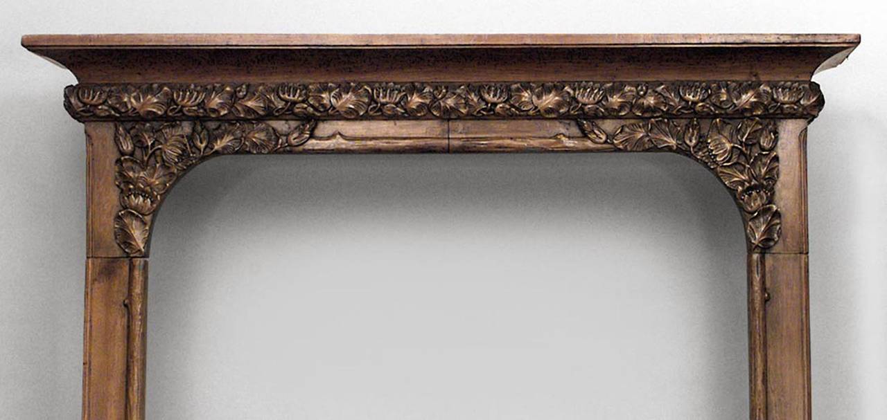 French Art Nouveau Walnut Bookshelf Archway In Excellent Condition For Sale In New York, NY