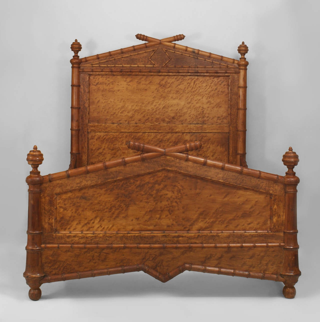 Late 19th Century American Faux Bamboo Queen Size Bed In Excellent Condition In Queens, NY
