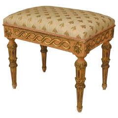 Small 18th Century Italian Neoclassical Gilt Carved Bench 8