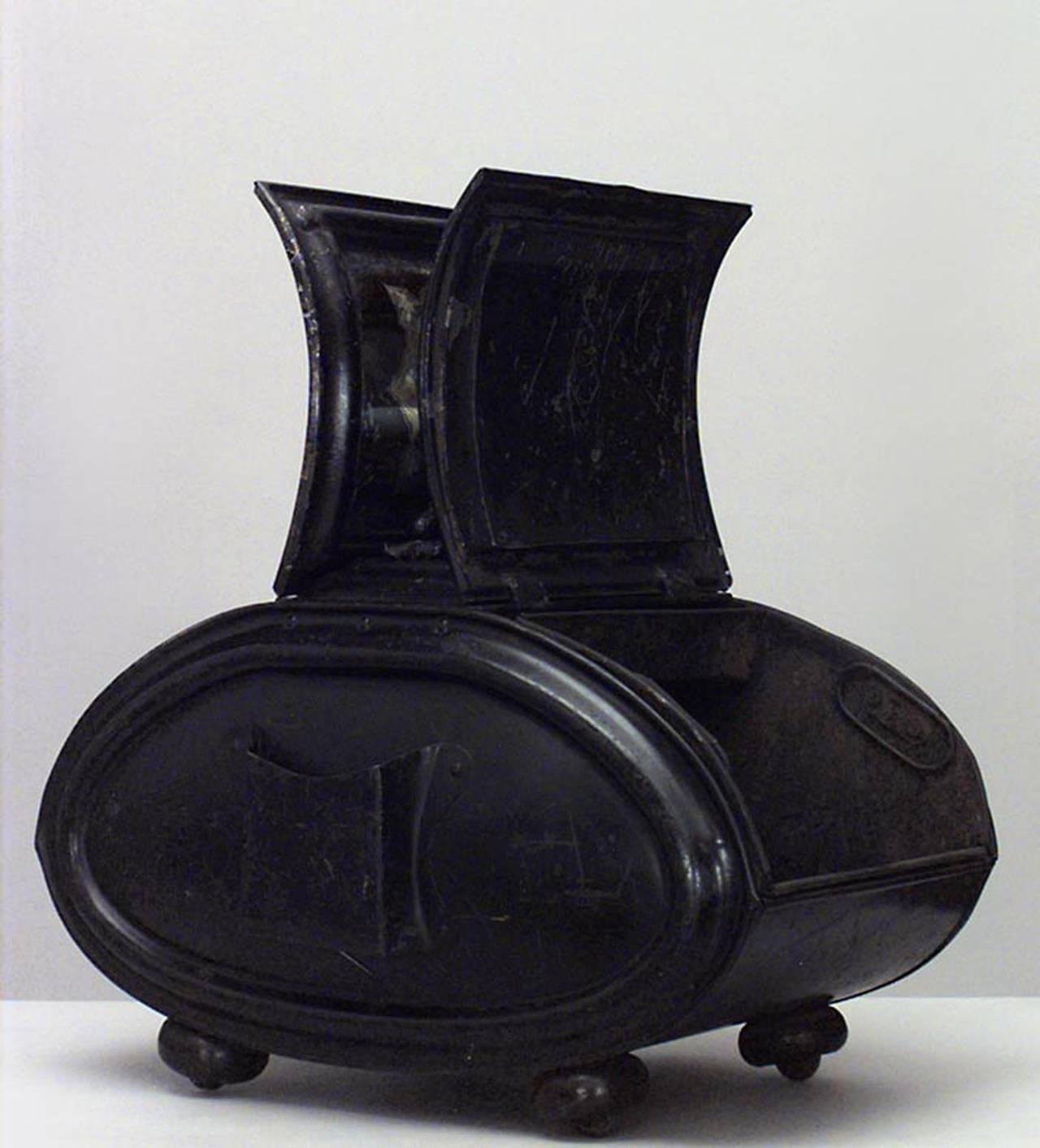 19th Century English Victorian Iron Coal Scuttle For Sale