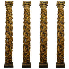 Important Set of Four Monumental Italian Rococo Gilt Carved Columns 2