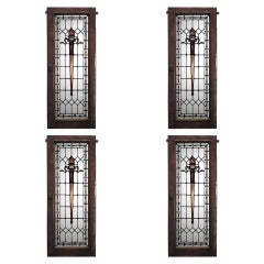 Ensemble de quatre fenêtres américaines du 19ème siècle en acajou et vitraux