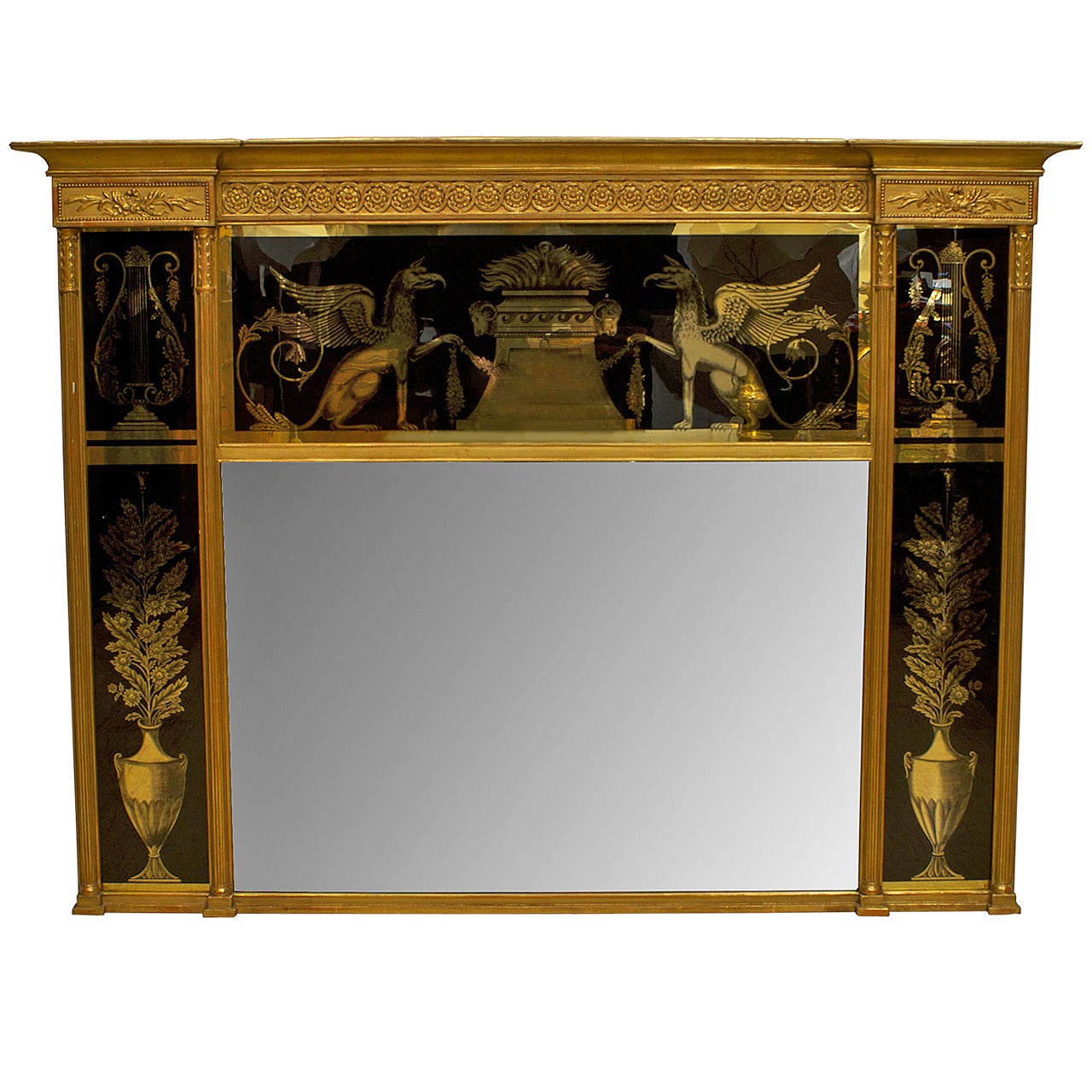 Miroir mural italien néoclassique doré avec panneaux de verre inversés en vente
