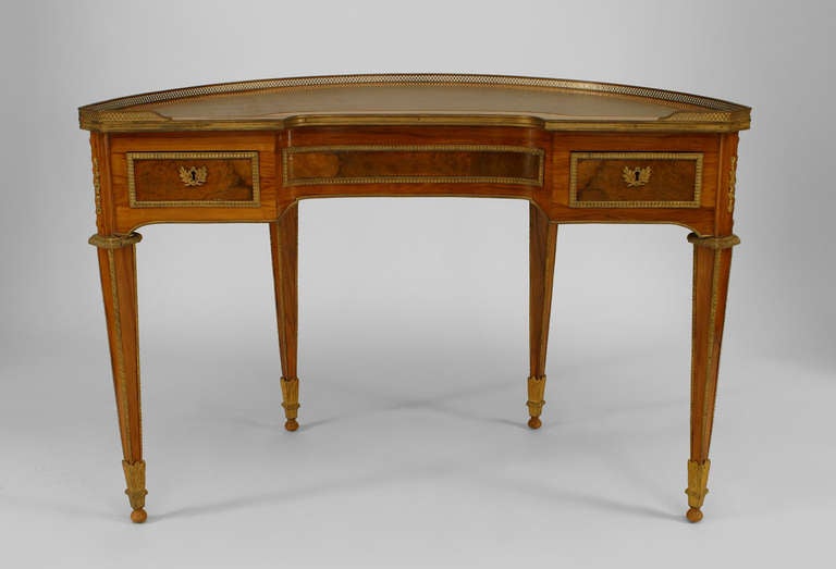 French Louis XVI Style Kingwood Demilune Desk In Excellent Condition For Sale In New York, NY