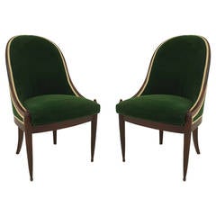 Paar französische Art Deco Beistellstühle aus Mahagoni mit grünem Samtbezug