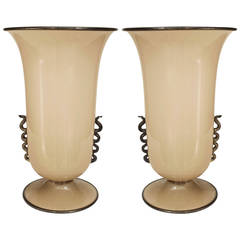 Pair of 1930s Venini Black-Trimmed Beige Murano Glass Table Lamps 10