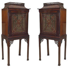 Pair of Turn of the Century Chinese Chippendale Style Curio Cabinets 6