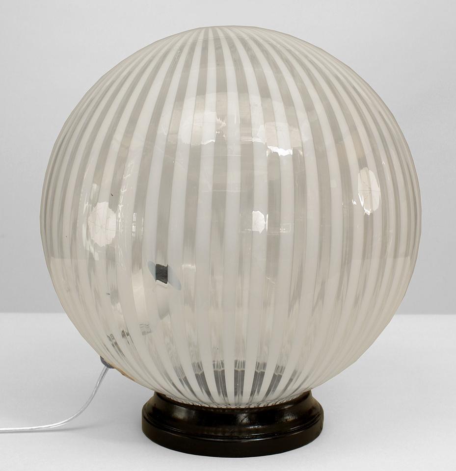 Lampe de bureau italienne en verre de Murano Vistosi rayé en vente