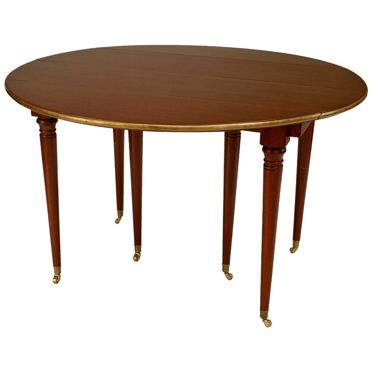 French Louis XVI Mahogany Round Dining Table For Sale