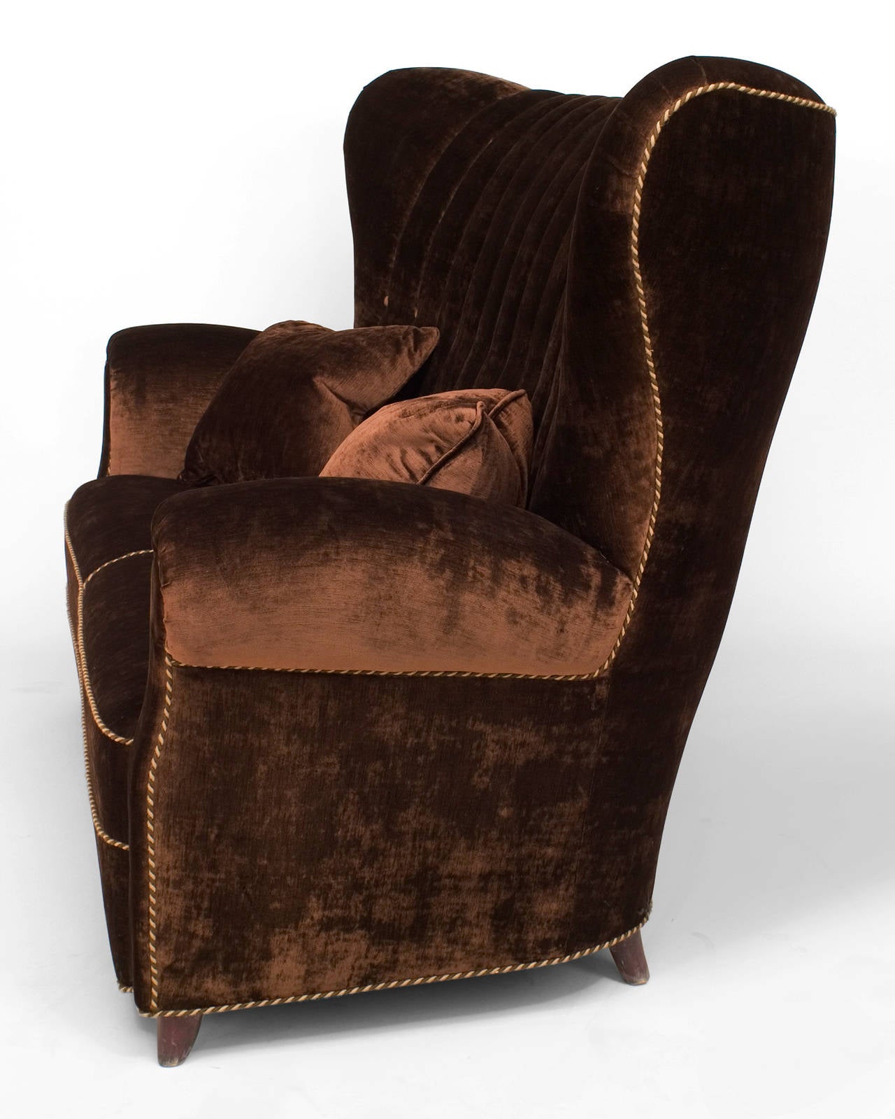 Italian 1940s wing back loveseat with brown velvet upholstery and ribbon twist cord resting on short beechwood legs (style of GIORGIO RAMPONI) (ref: fig. 72, Roberto Aloi 