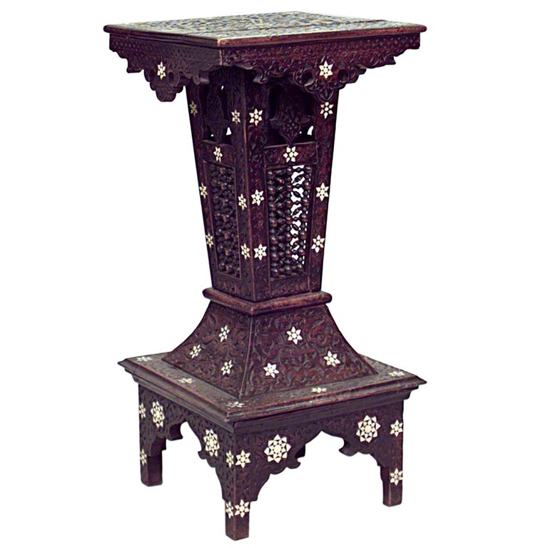Moorish pedestal, 19th century