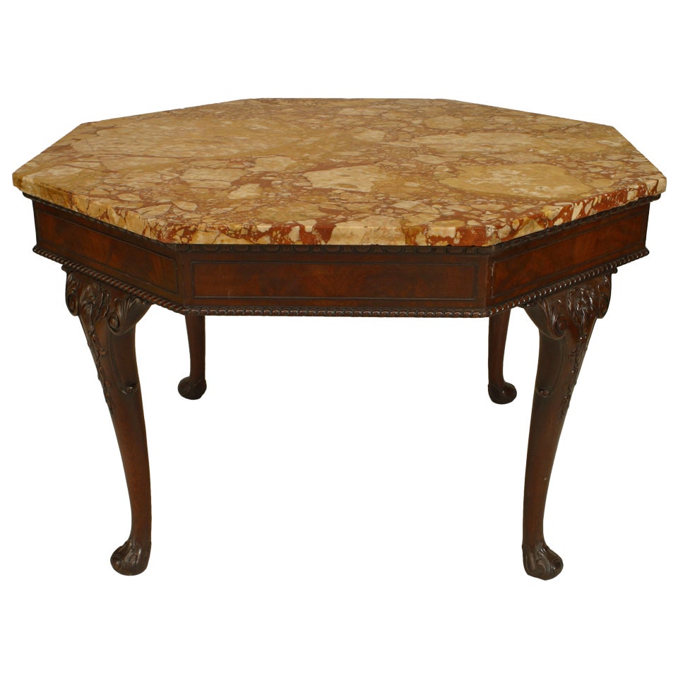 Table centrale anglaise Chippendale en acajou et marbre