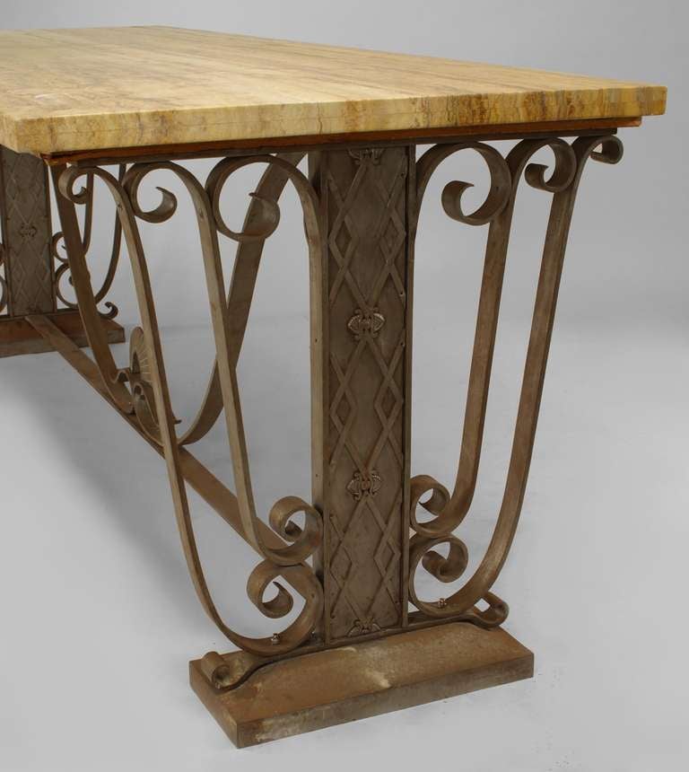 Table centrale Art déco française avec plateau en marbre en vente 1