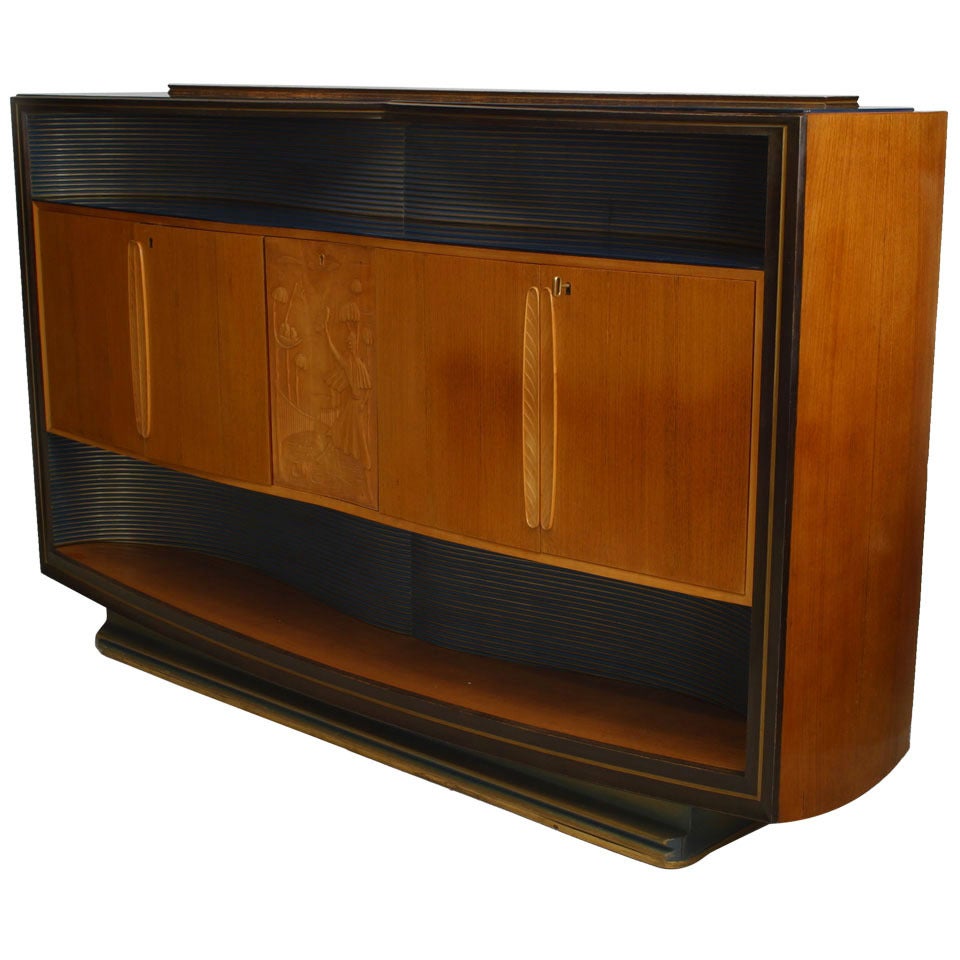 Dassi and Ferrari Italian Mid-Century Walnut & Maple Sideboard